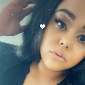 Meet your Posher, Carley